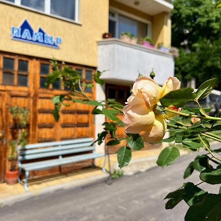 Pamir Guest House Shipkovo  Buitenkant foto