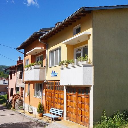 Pamir Guest House Shipkovo  Buitenkant foto