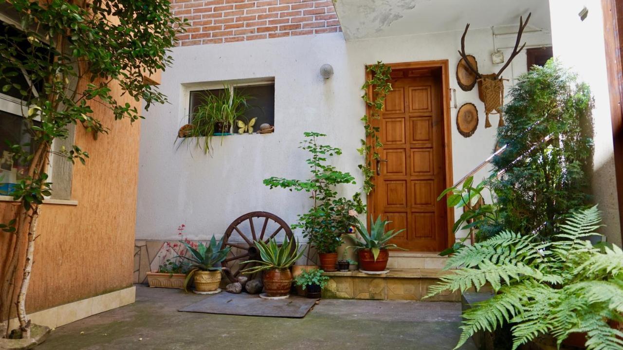 Pamir Guest House Shipkovo  Buitenkant foto