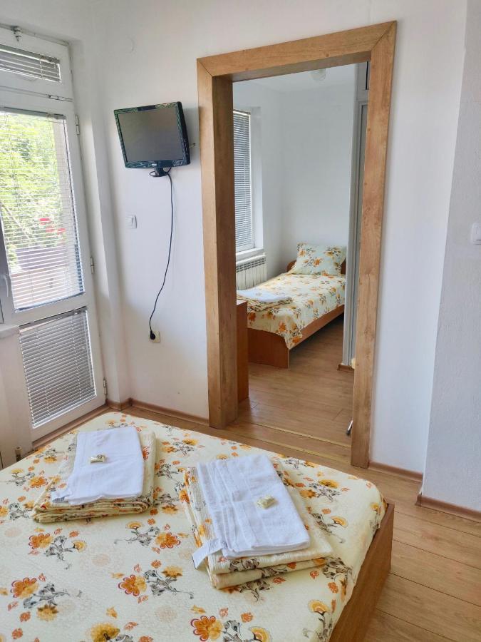 Pamir Guest House Shipkovo  Buitenkant foto