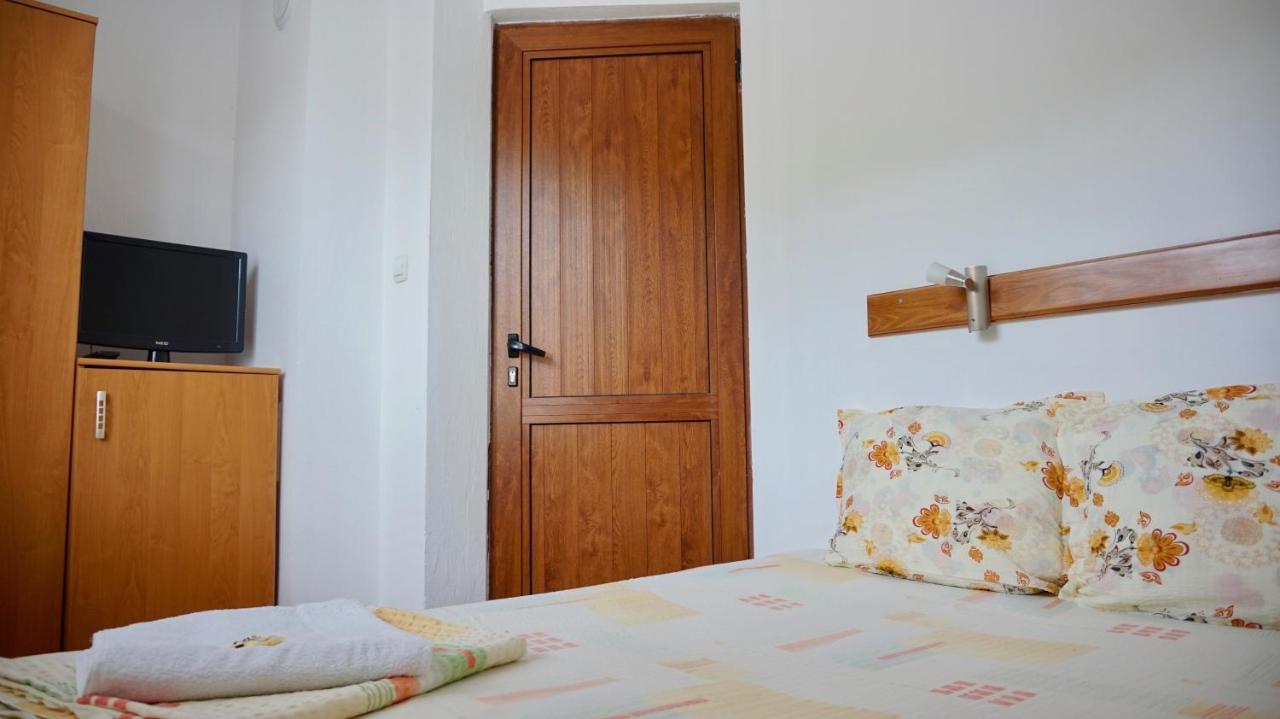 Pamir Guest House Shipkovo  Buitenkant foto