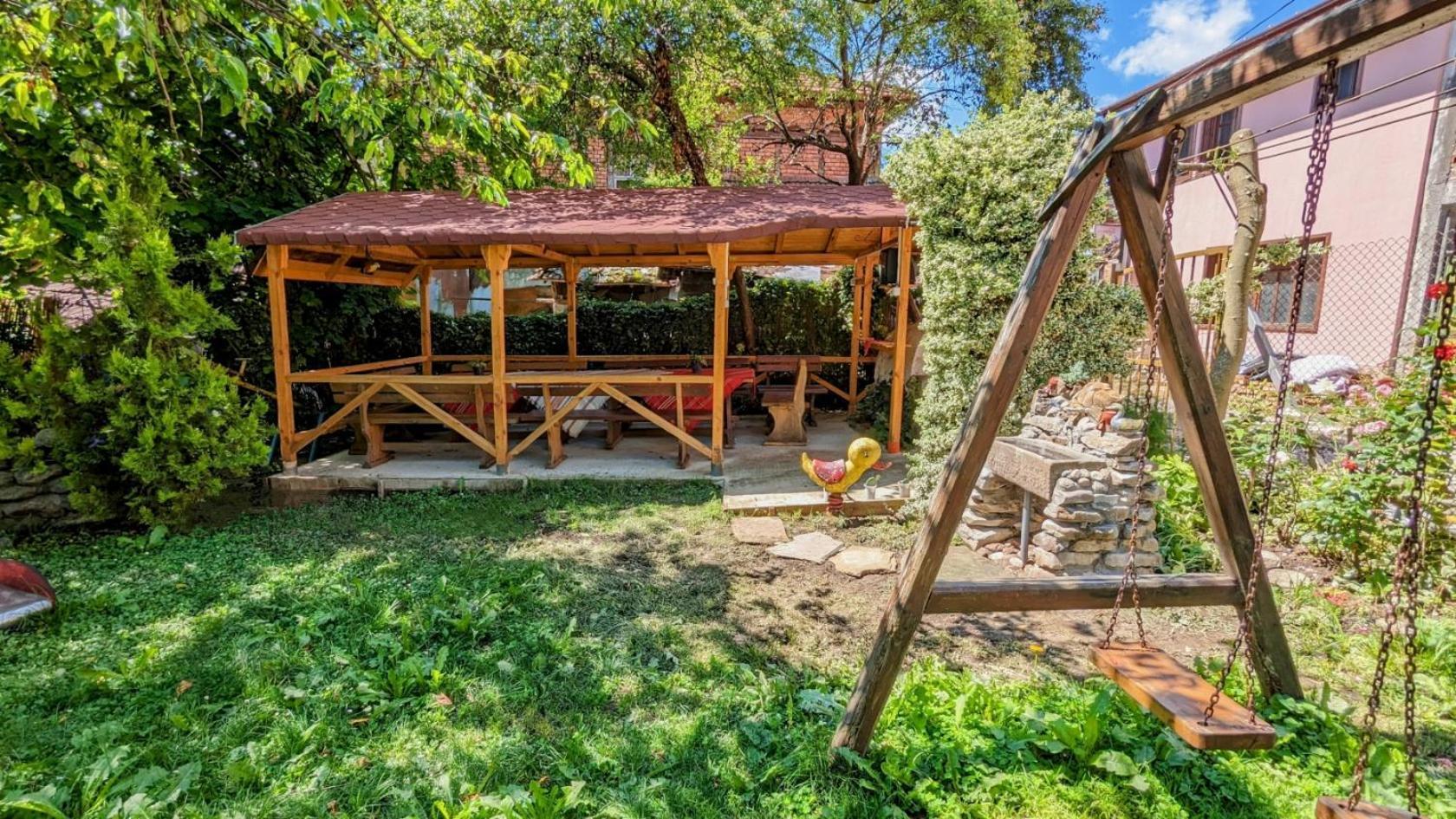 Pamir Guest House Shipkovo  Buitenkant foto