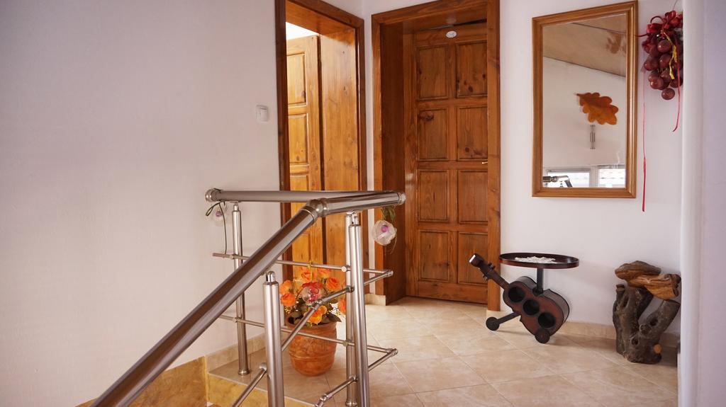 Pamir Guest House Shipkovo  Buitenkant foto