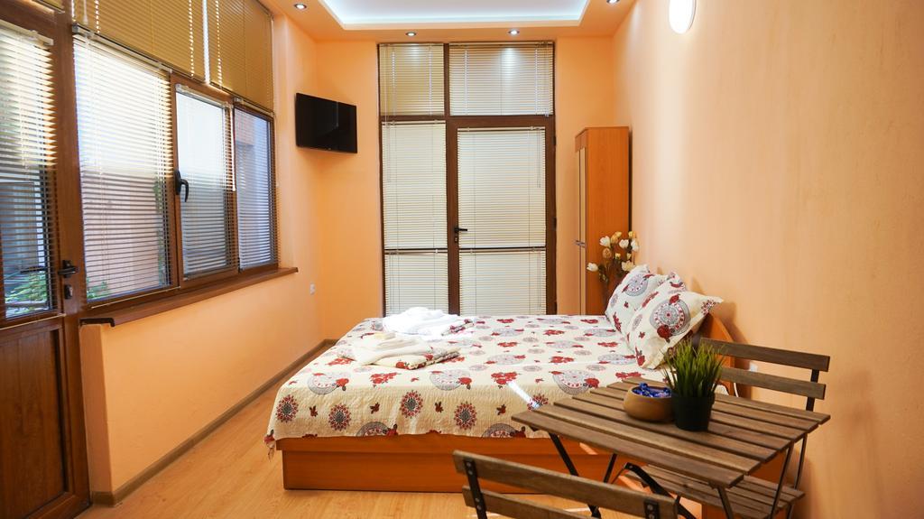 Pamir Guest House Shipkovo  Buitenkant foto