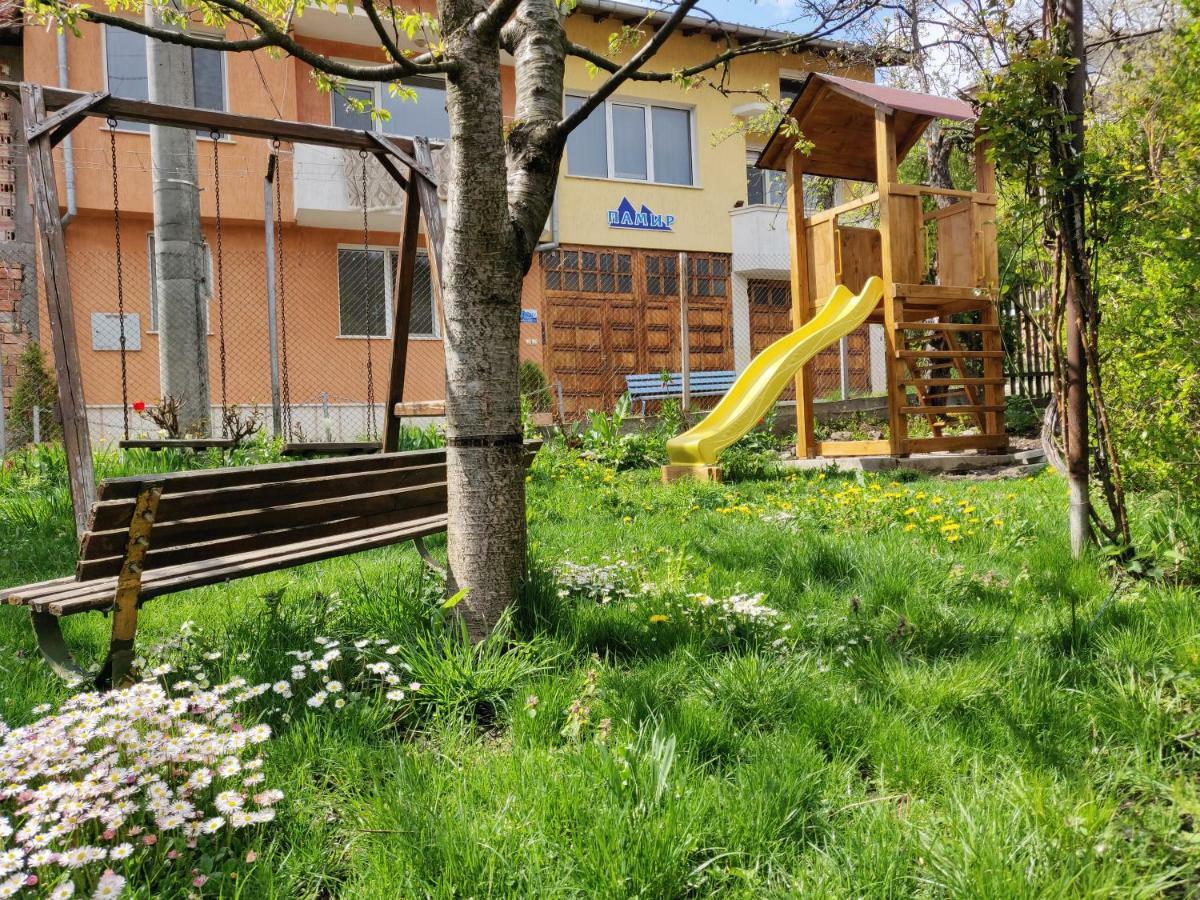 Pamir Guest House Shipkovo  Buitenkant foto